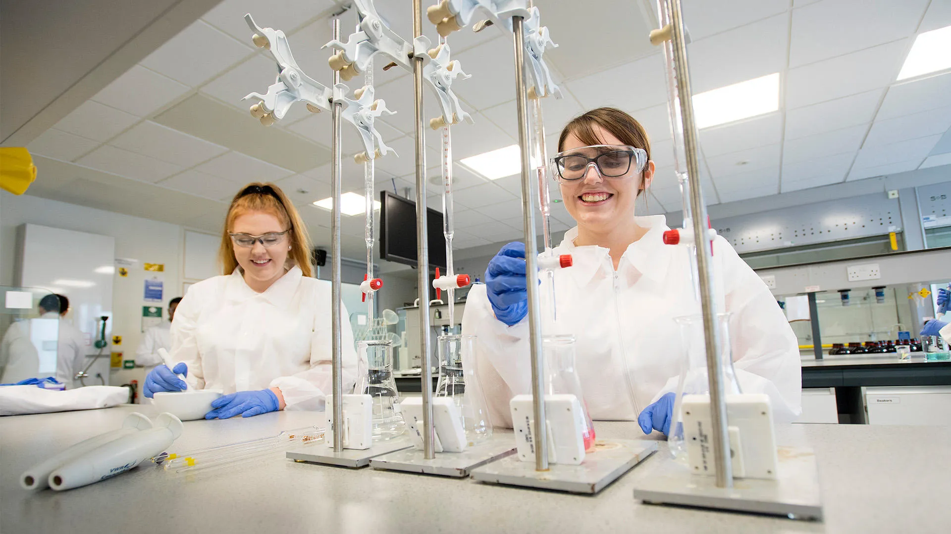 Students working with nanotechnology